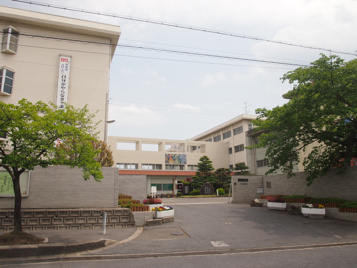春日中学校まで782m (徒歩10分) 写真22