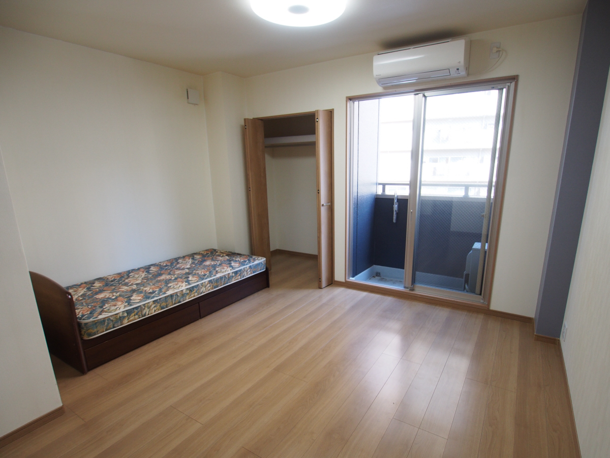 居室 反転タイプ部屋写真 写真3