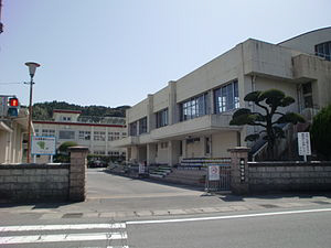 郡山中学校まで974m (徒歩13分) 写真22