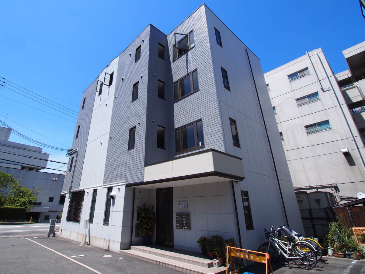 ブランドール佐保川