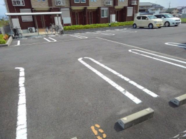 駐車場 写真13
