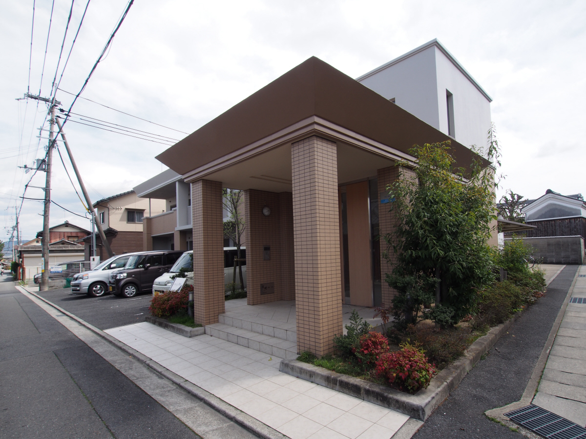 ファミーユ菅原