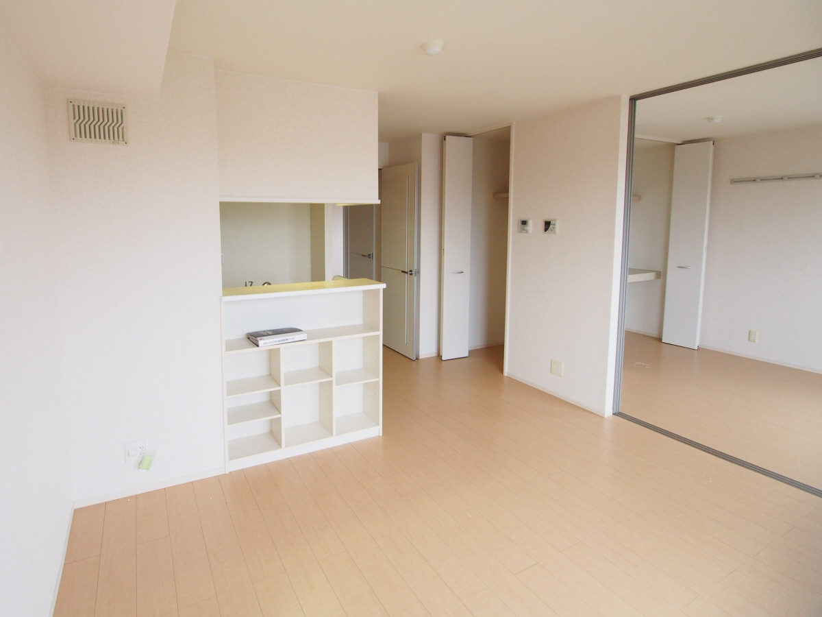 リビング 同タイプ【301】 写真2