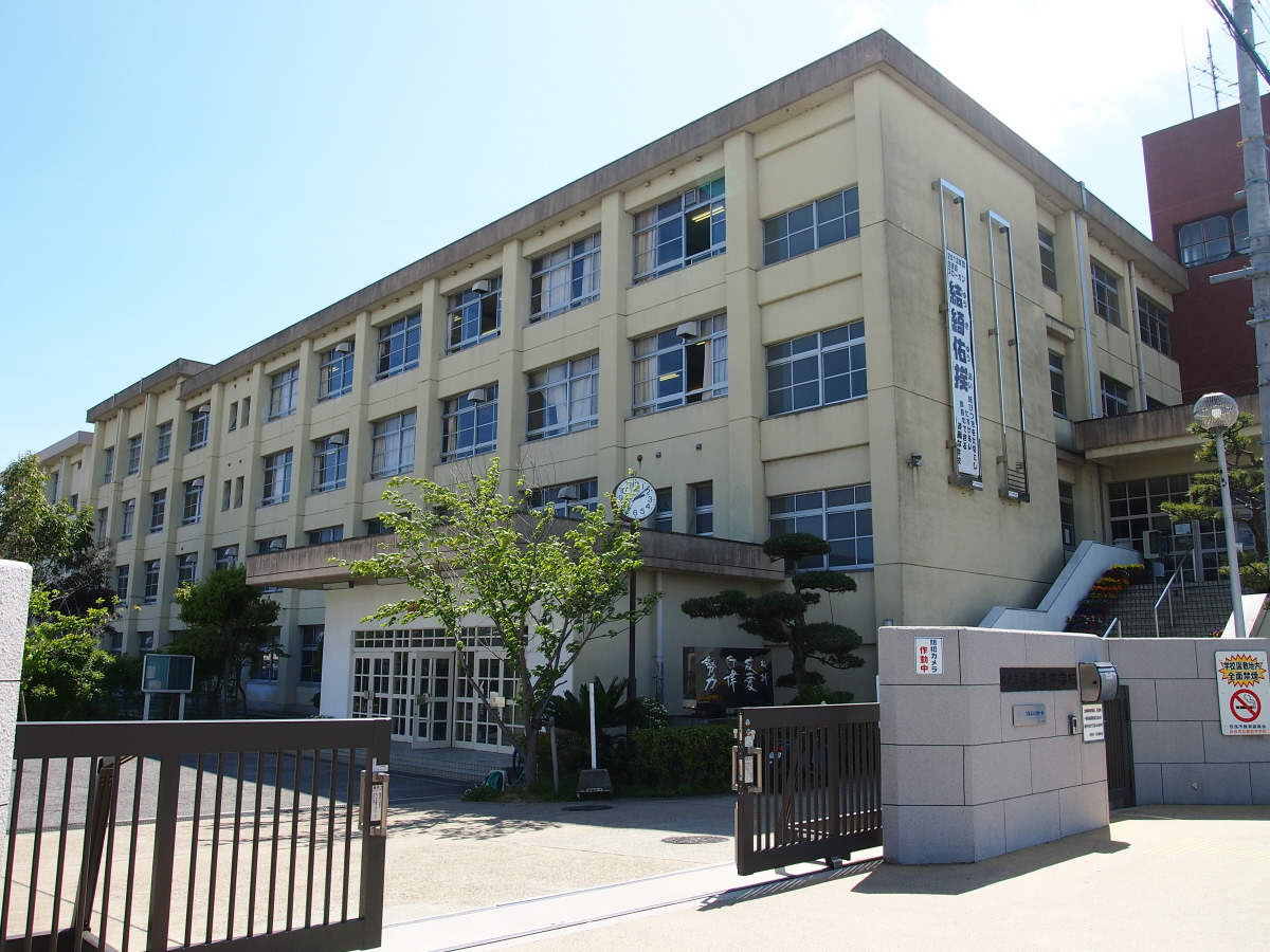 都南中学校まで2831m (徒歩36分) 写真22