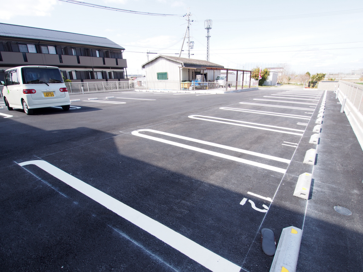 駐車場 写真15