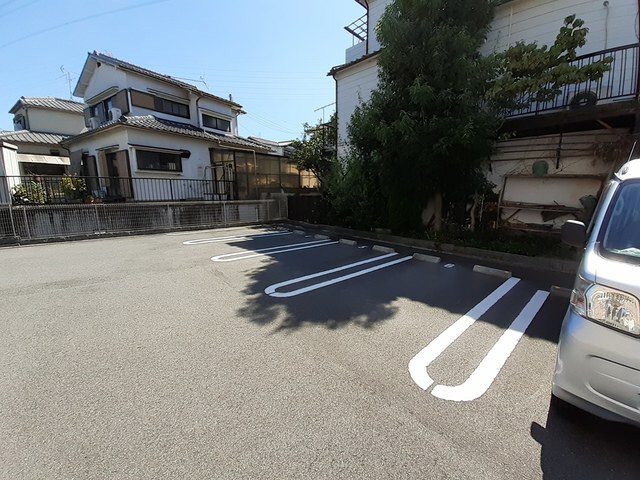 駐車場 写真13