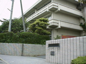 生駒南小学校まで206m (徒歩3分) 写真21