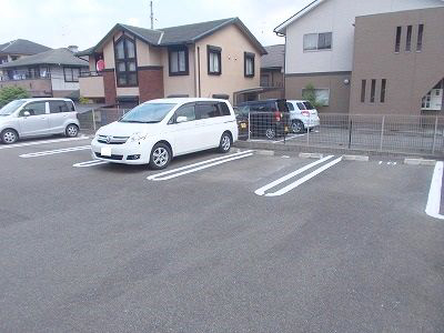 駐車場 写真13