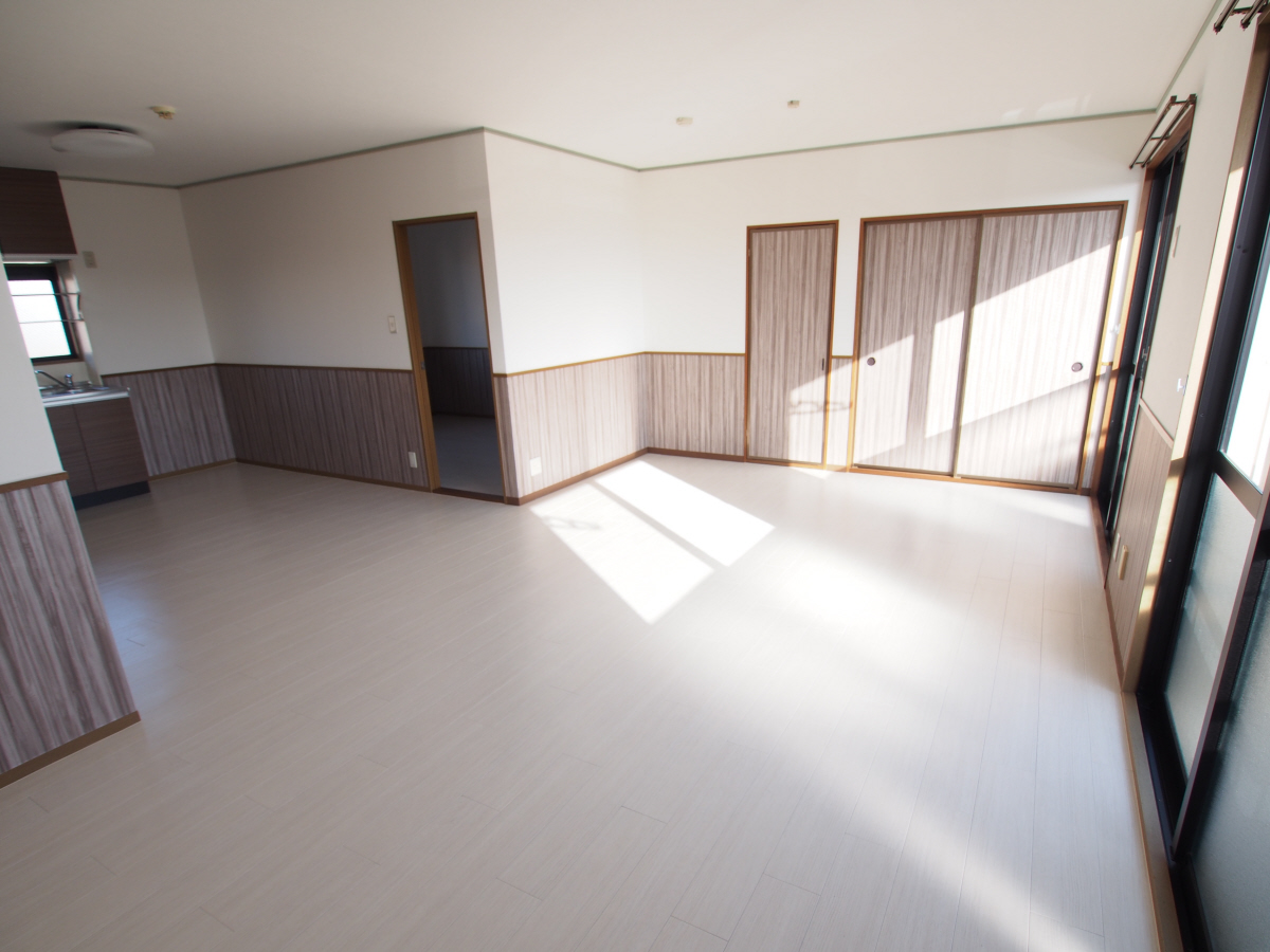 リビング 同タイプ写真(105) 写真2