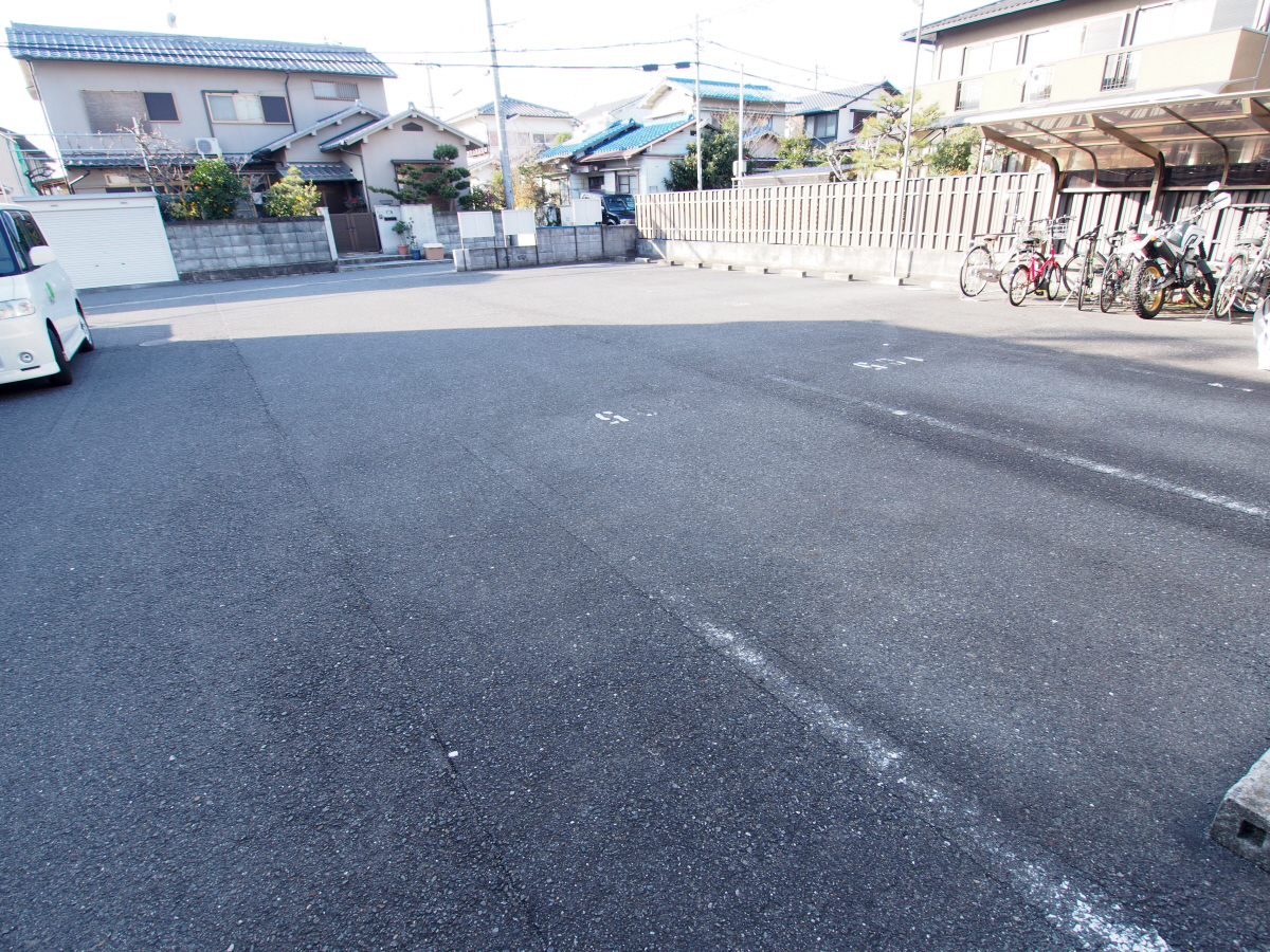 駐車場 写真16