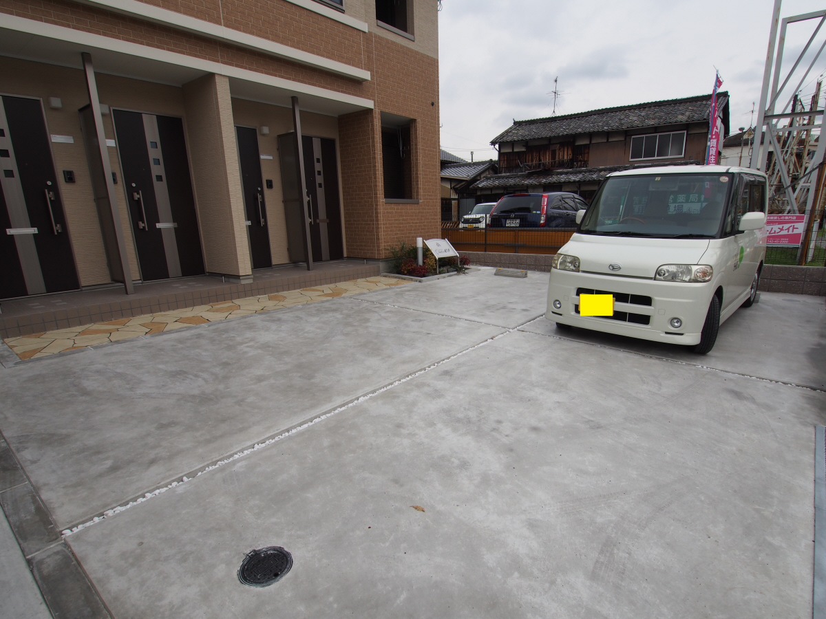 駐車場 写真16