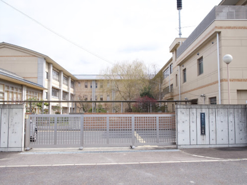 川西小学校まで654m (徒歩9分) 写真21