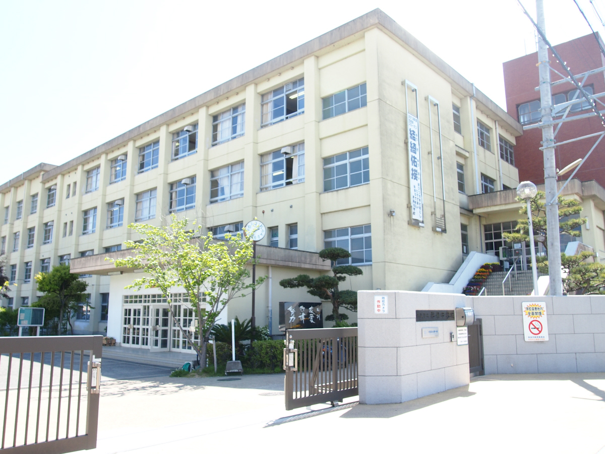 都南中学校まで1763m (徒歩23分) 写真22