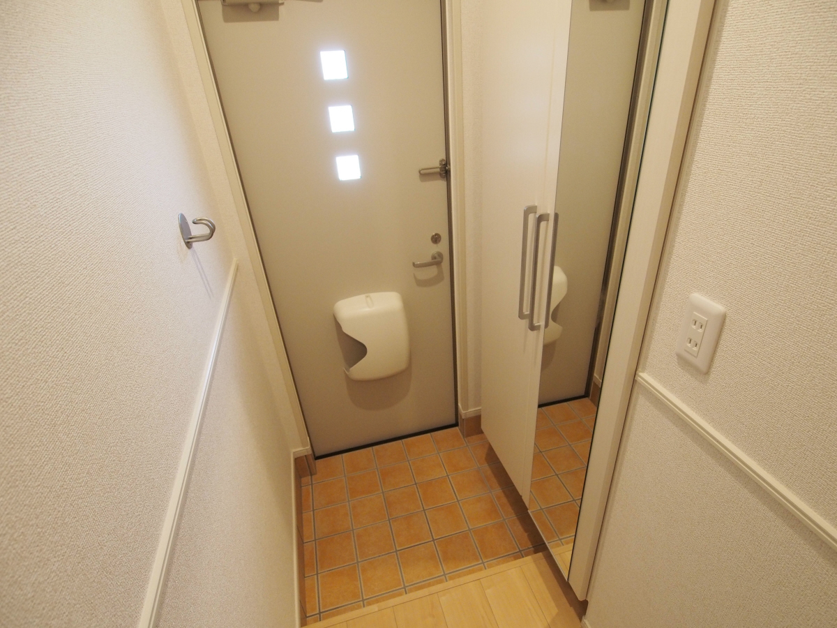 玄関 写真12