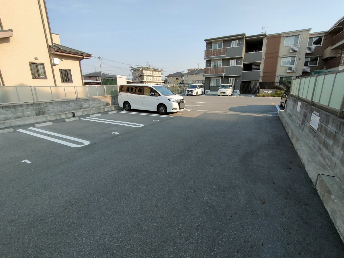駐車場 写真15