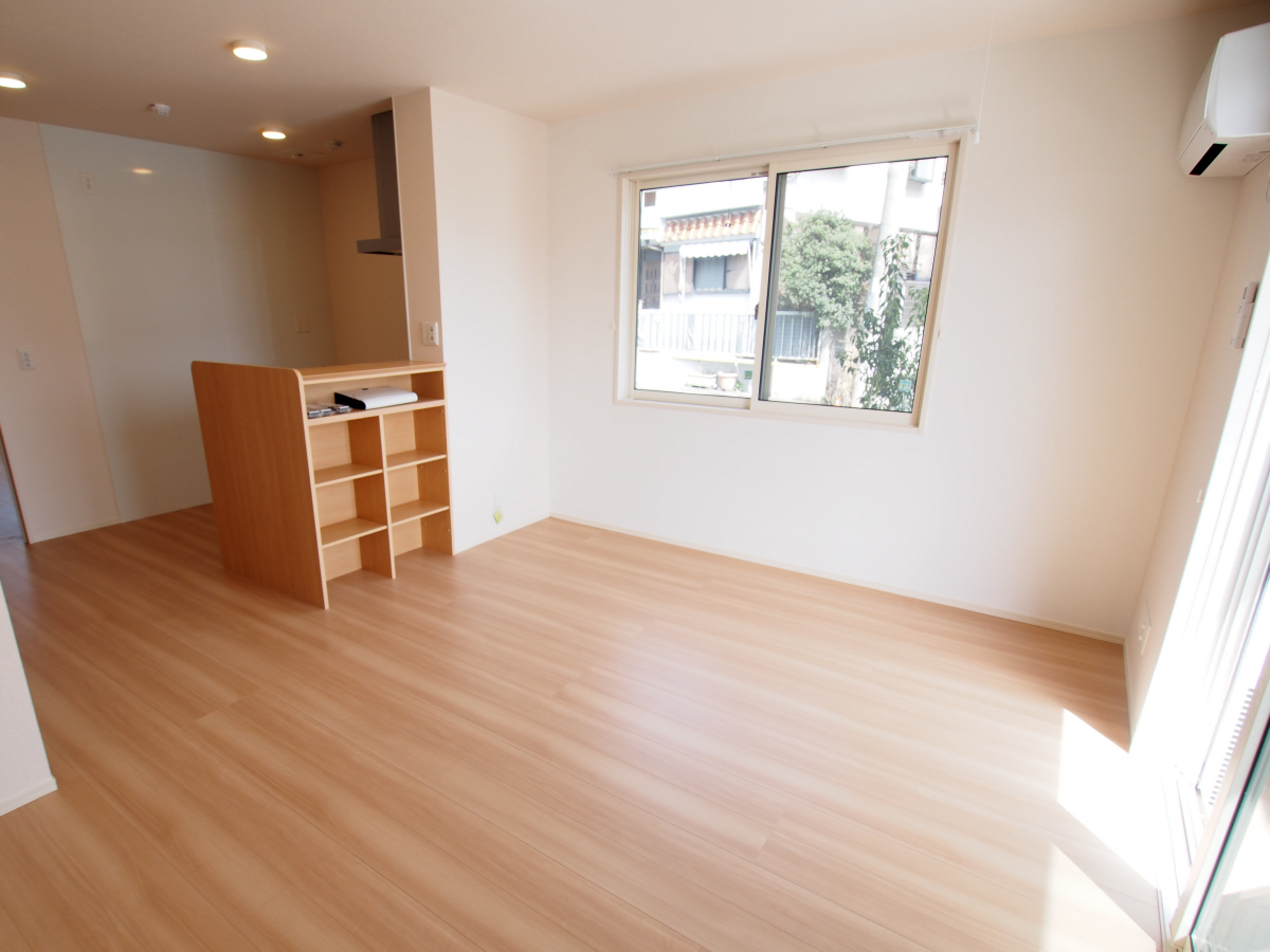 リビング 反転タイプ部屋写真 写真2