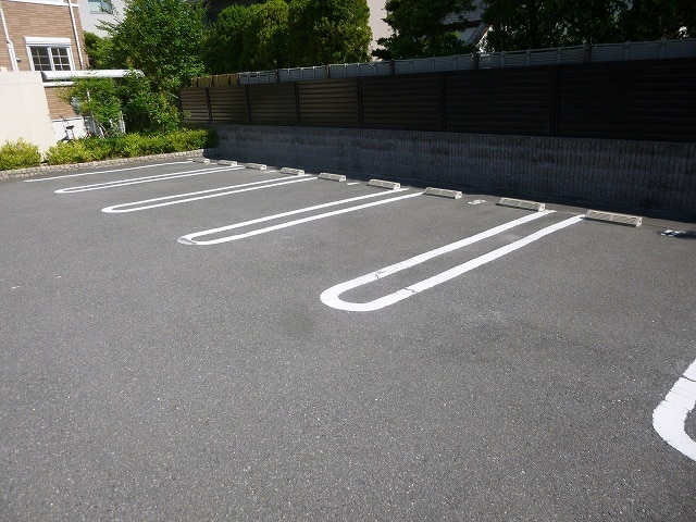 駐車場 写真13
