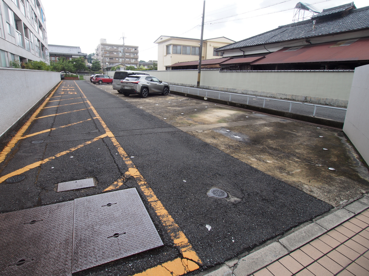 駐車場 写真15