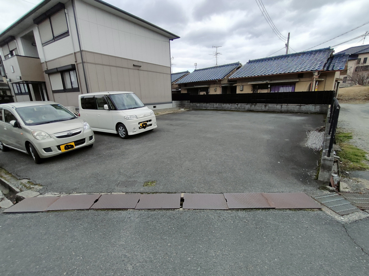 駐車場 写真14