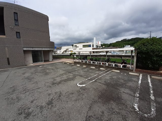 駐車場 写真15