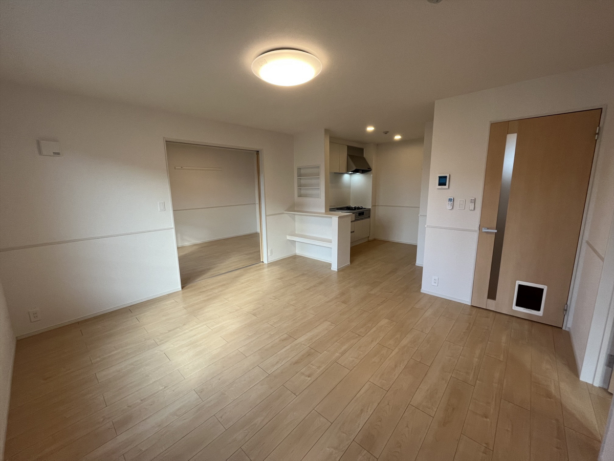 リビング 反転タイプお部屋写真 写真2