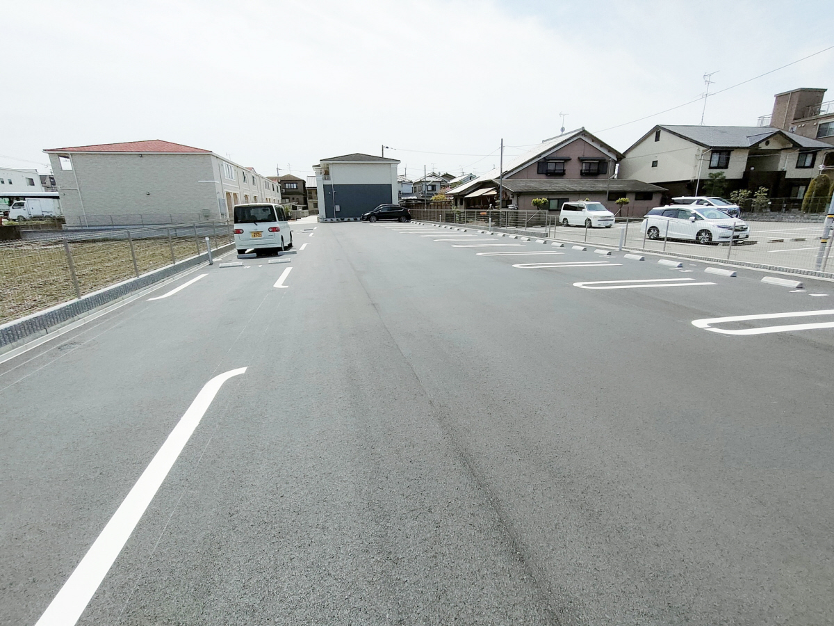 駐車場 写真14