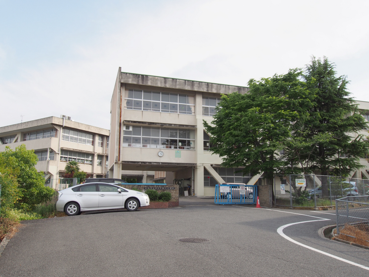 片桐小学校まで1070m (徒歩14分) 写真21