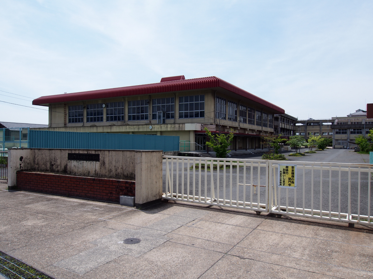 丹波市小学校まで571m (徒歩8分) 写真21