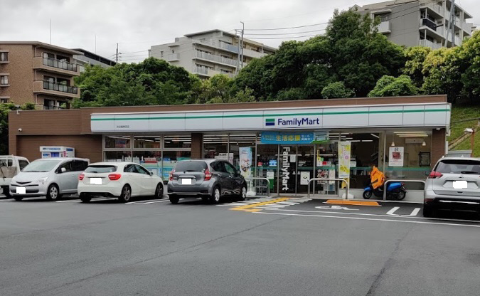 ファミリーマート奈良鶴舞西店まで502m (徒歩7分) 写真25