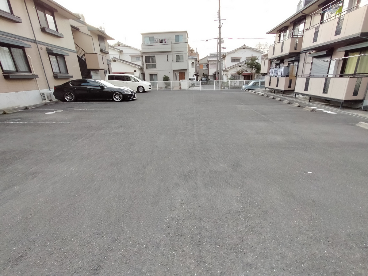 駐車場 写真15