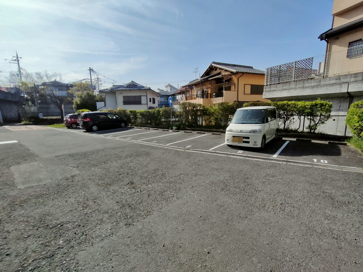 駐車場 写真15