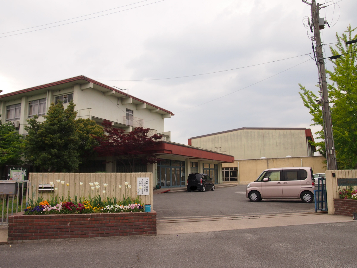 済美南小学校まで776m (徒歩10分) 写真21