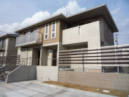 アウスレーゼA棟