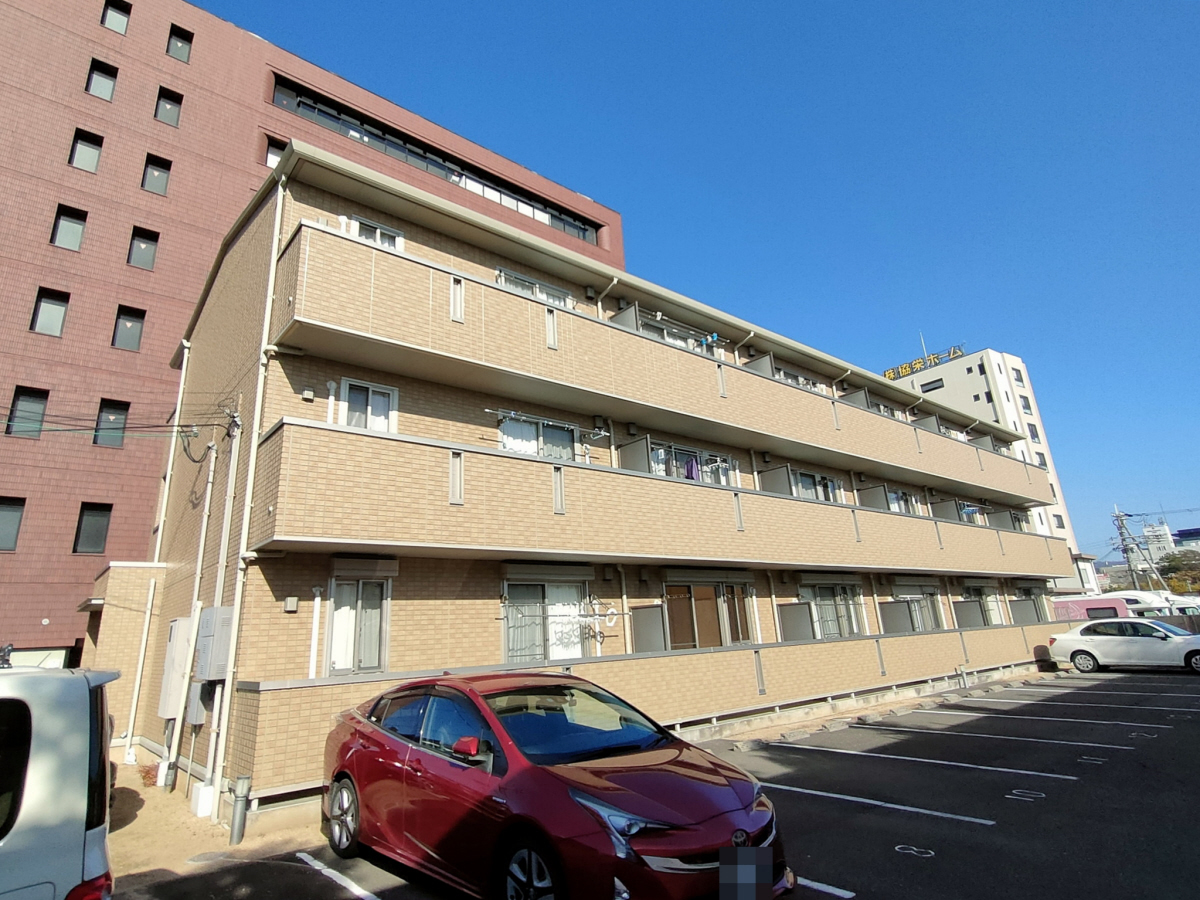 フィオーレ三条