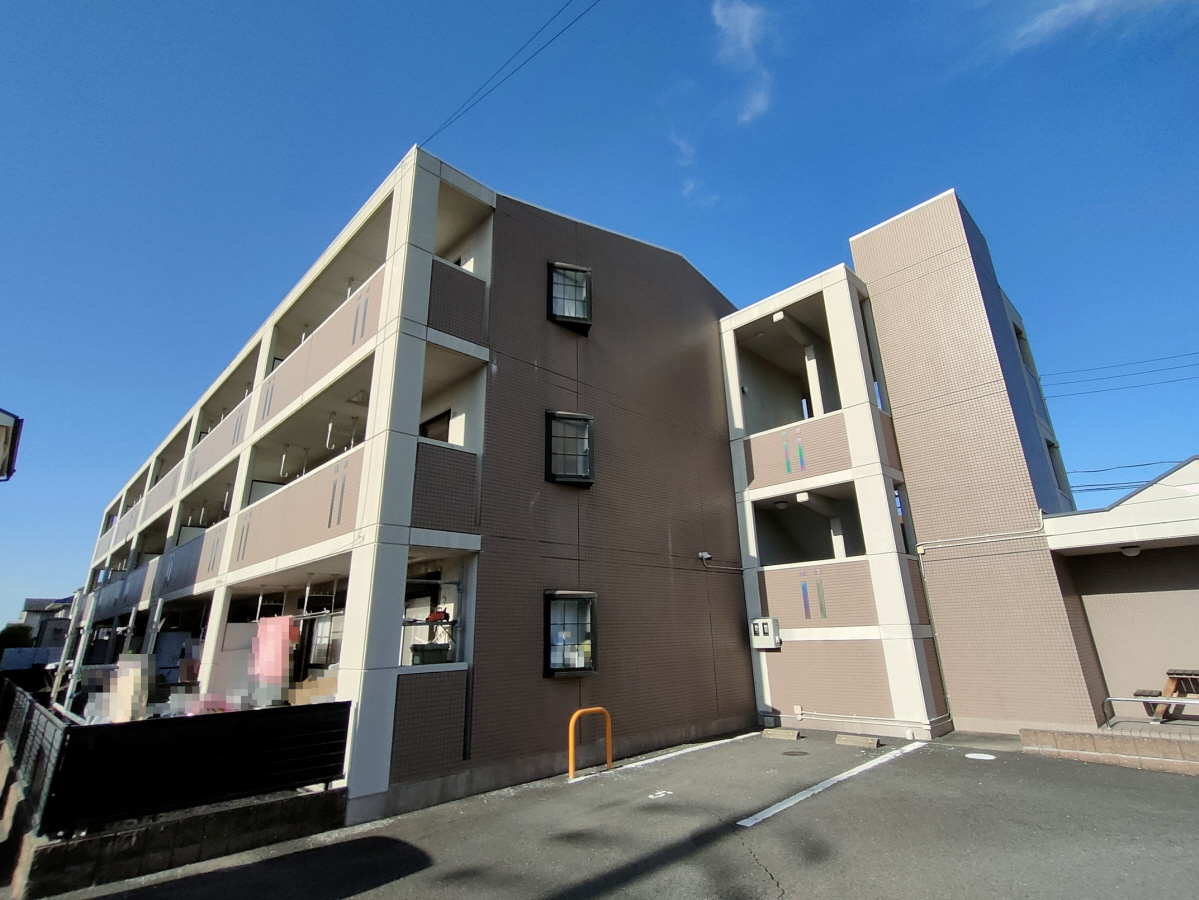 Ｃａｓａ　Ｅ．Ｊ．Ｉ