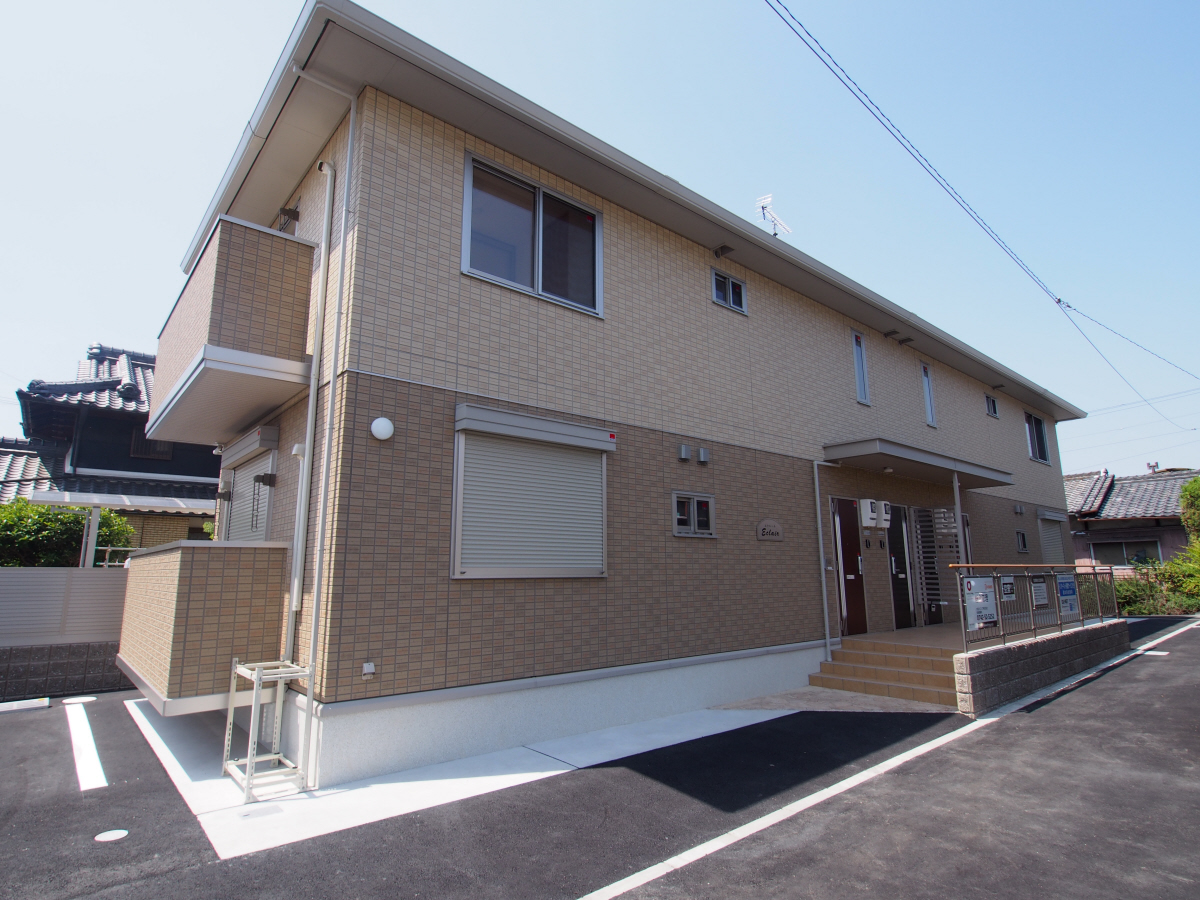 エクレール（法華寺町）