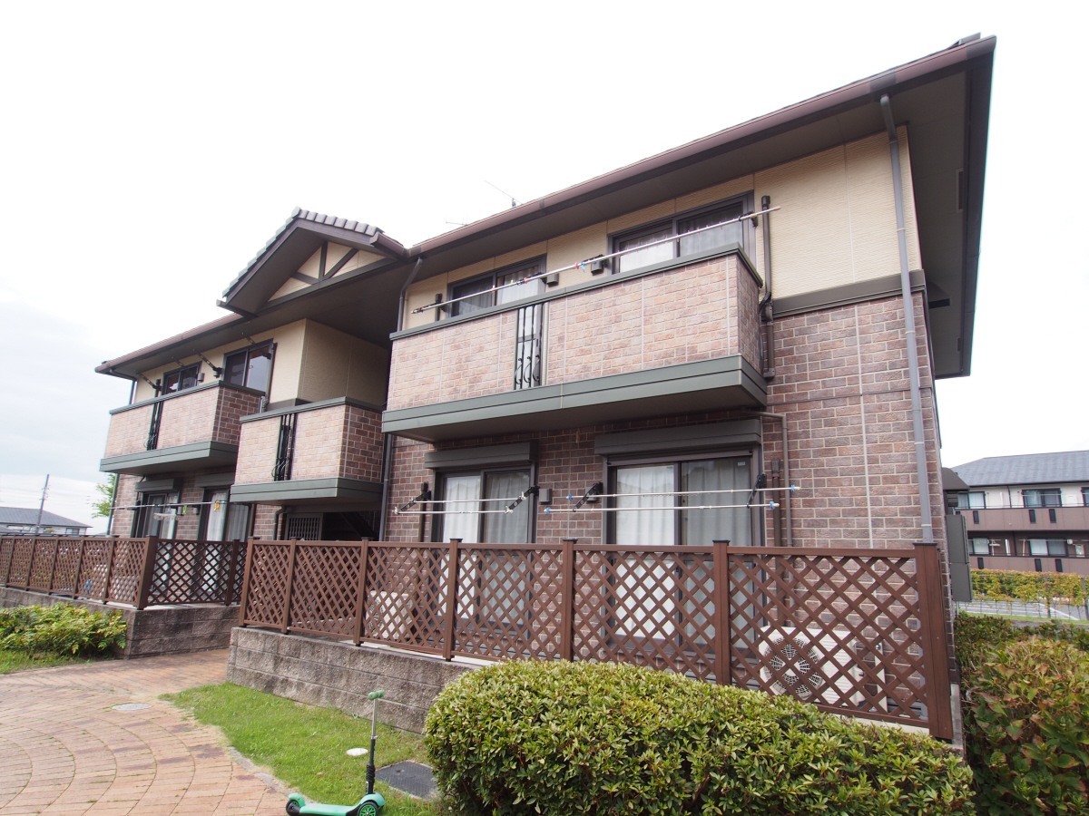 リビングタウン学研都市D