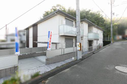 シャーメゾン狛田