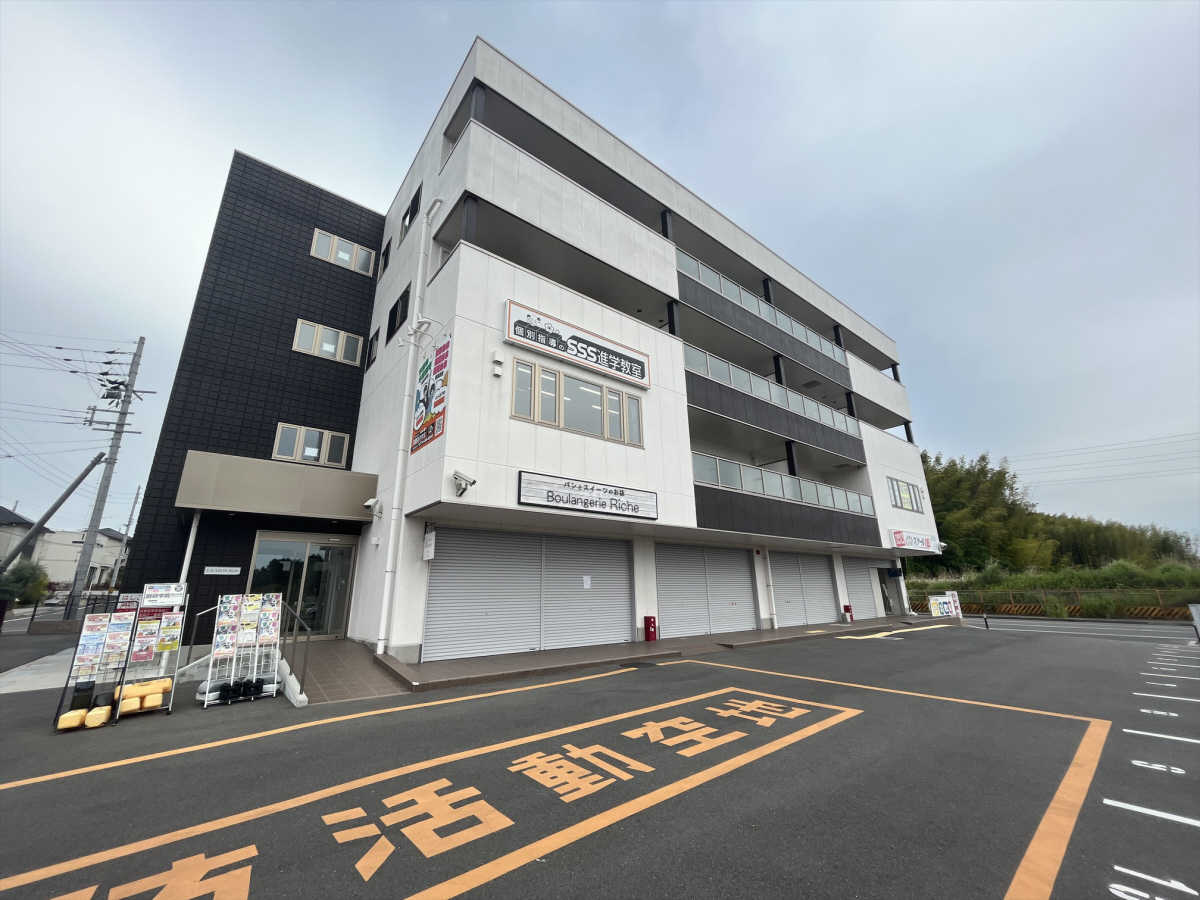 TKレオンビル
