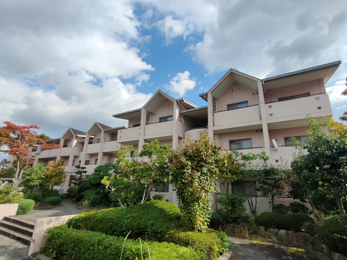 ヒルクレストあやめ池