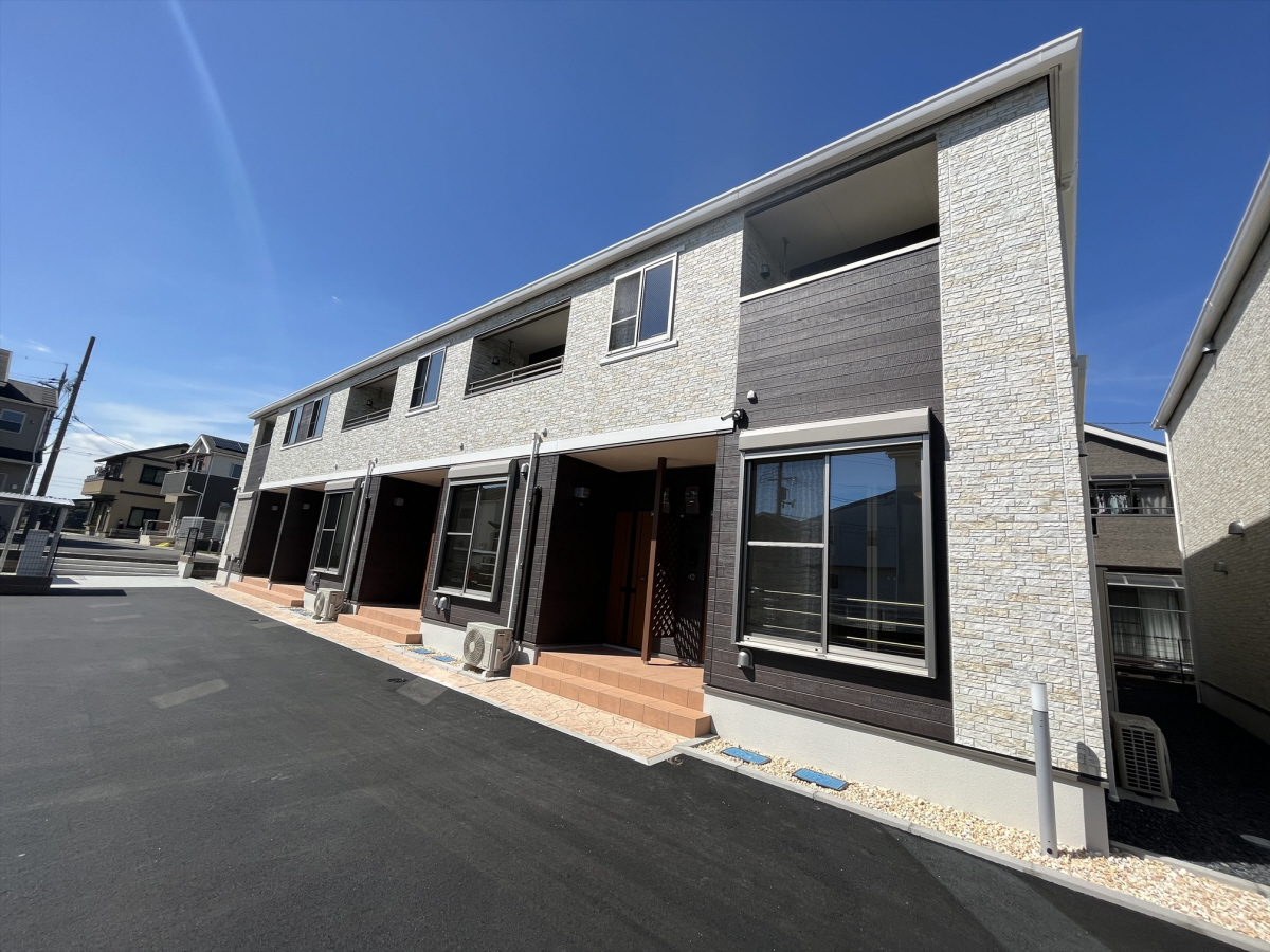 クレメント木津八ヶ坪B