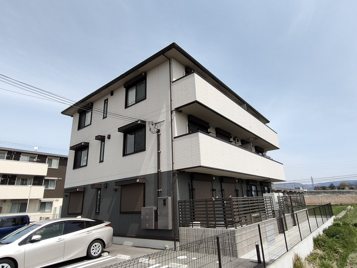 サージュ大和郡山