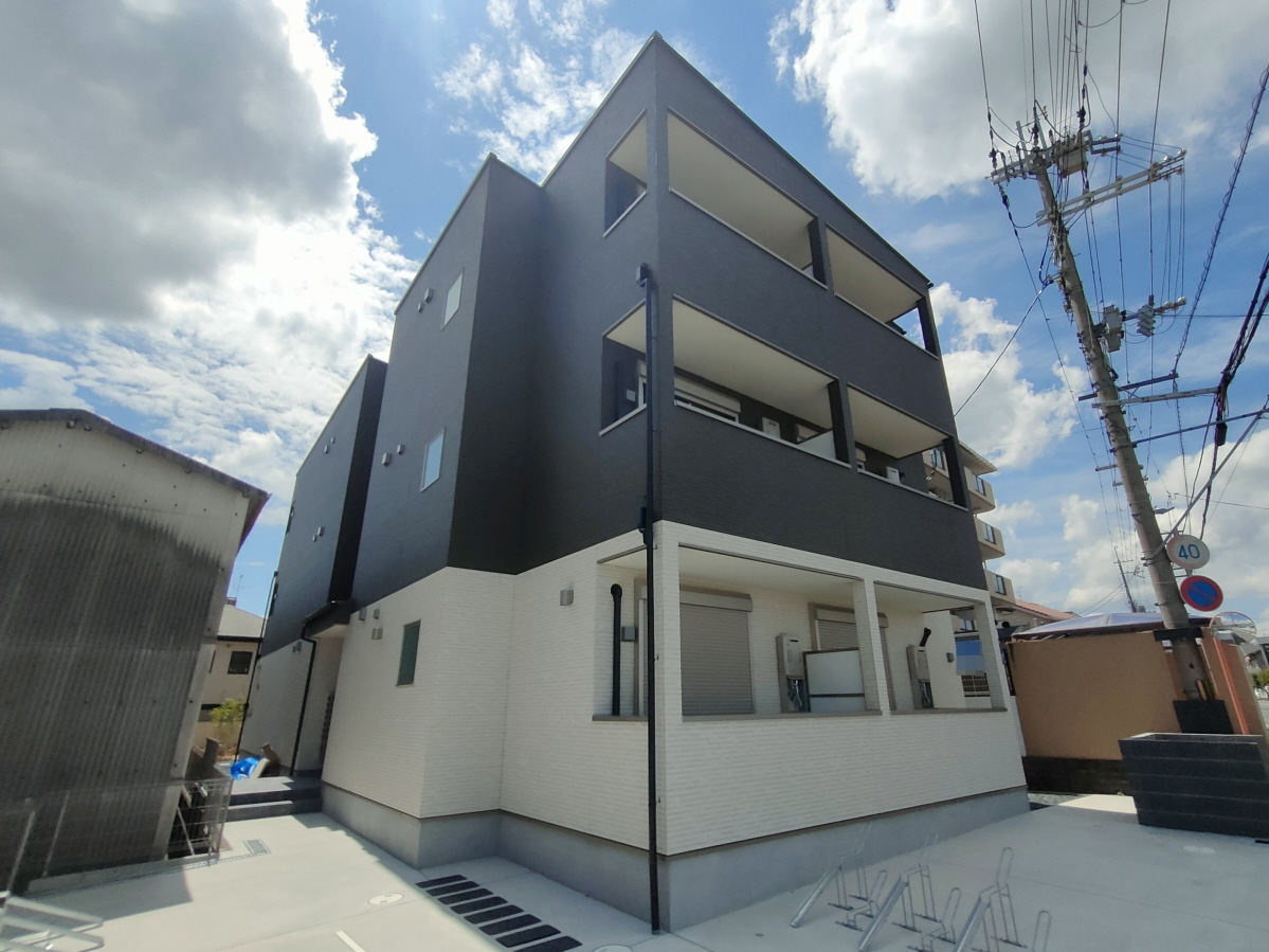 ジーメゾン西大寺赤田トリナーレ