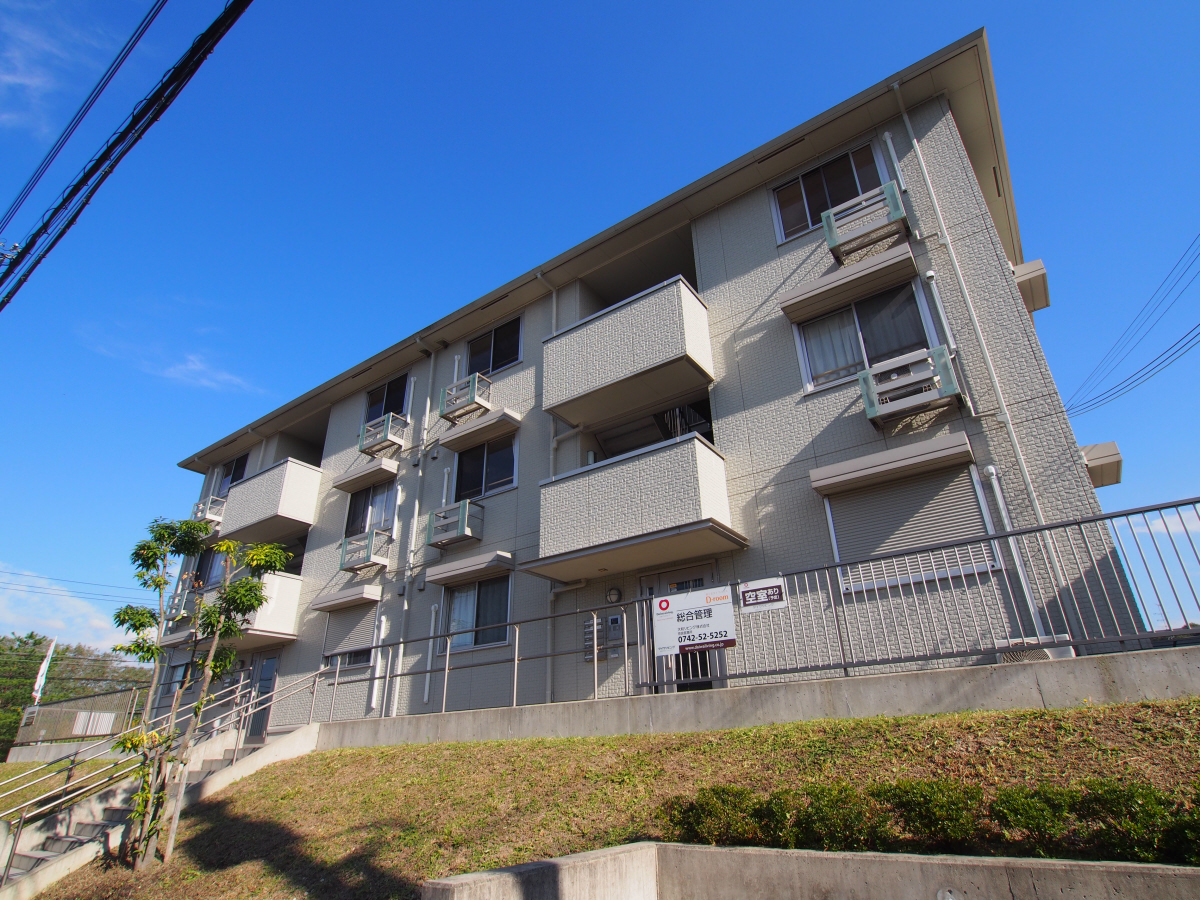 リビングタウン木津川A