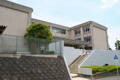 生駒市立光明中学校まで1222m (徒歩16分) 写真22
