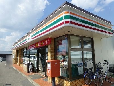 セブンイレブン木津州見台1丁目店まで512m (徒歩7分) 写真25