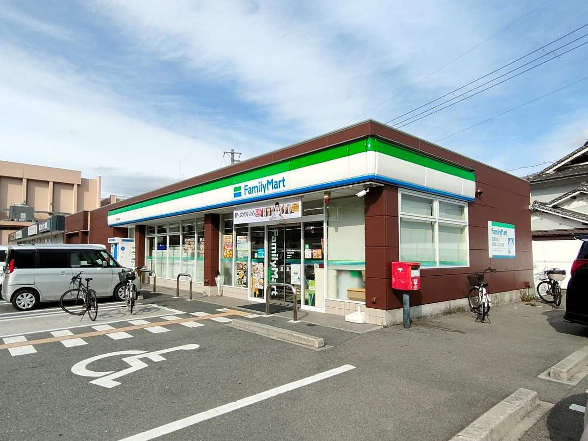 ファミリーマート天理川原城店まで569m (徒歩8分) 写真25
