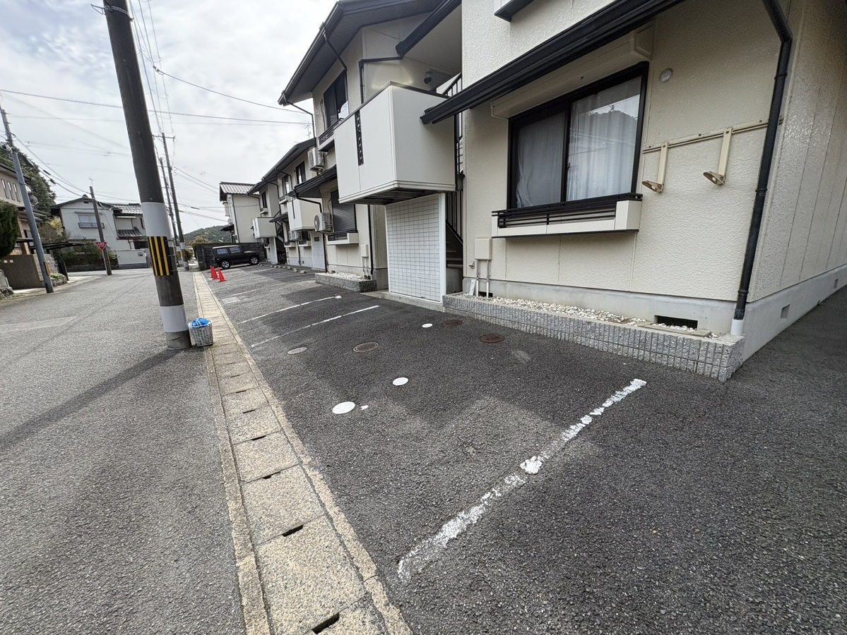 駐車場 写真4