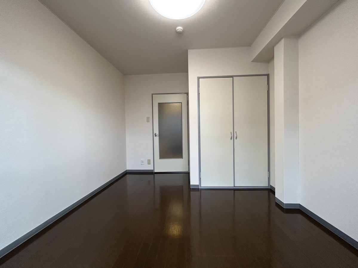 寝室 301号室の写真です 写真7