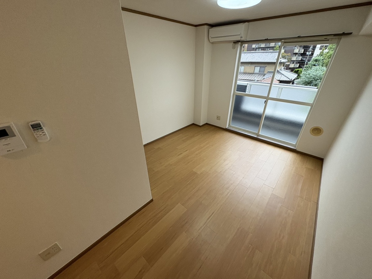 居室 写真8